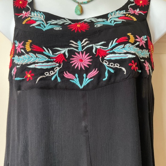 Floral embroidered beach dress purchased in Miami boutique. - Picture 2 of 5